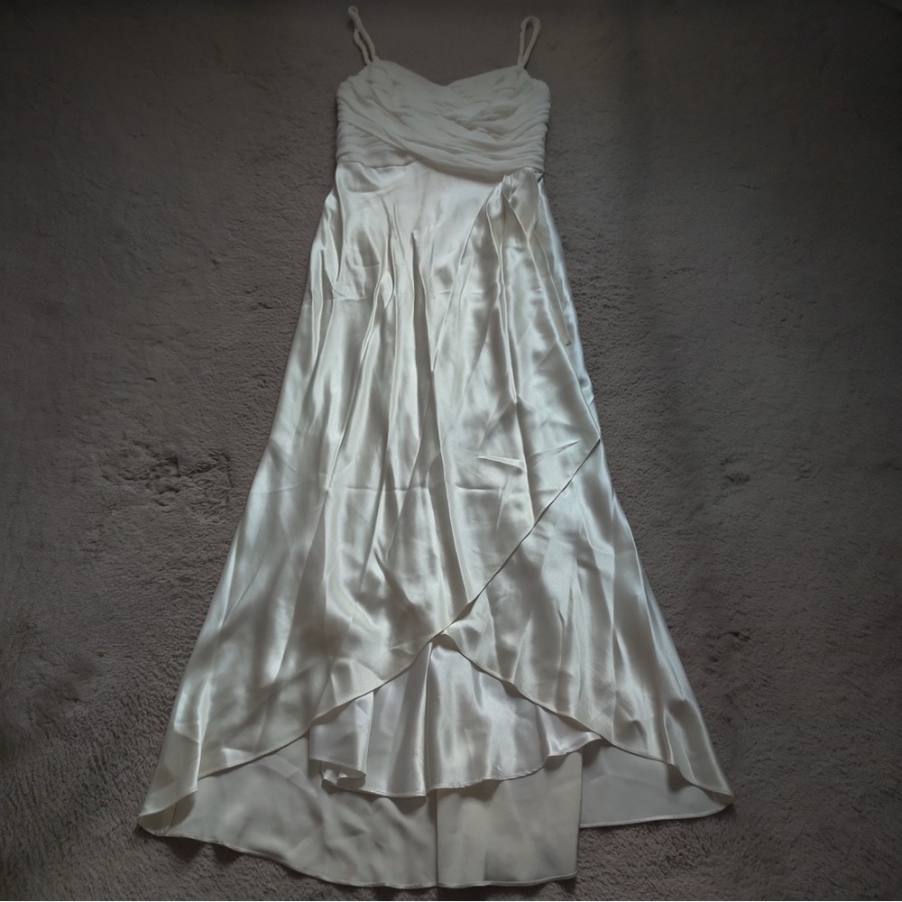 ABS Colletion Allen Schwartz Elegant White Evening Gown Dress Satin Chiffon